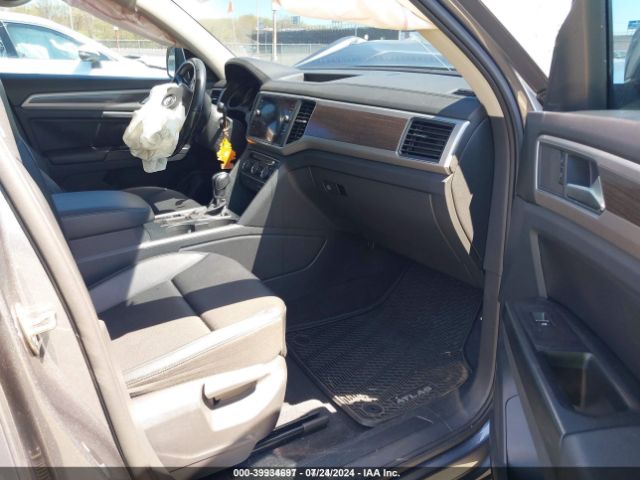 Photo 4 VIN: 1V2WP2CA1KC588111 - VOLKSWAGEN ATLAS 