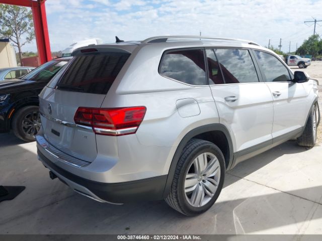 Photo 3 VIN: 1V2WR2CA1KC538934 - VOLKSWAGEN ATLAS 