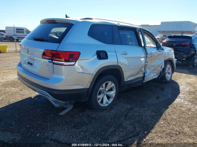 Photo 3 VIN: 1V2WR2CA4KC558921 - VOLKSWAGEN ATLAS 