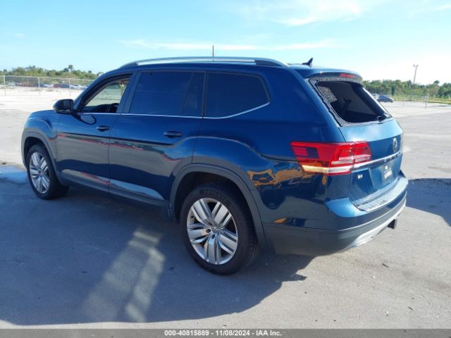 Photo 2 VIN: 1V2WR2CA4KC599808 - VOLKSWAGEN ATLAS 