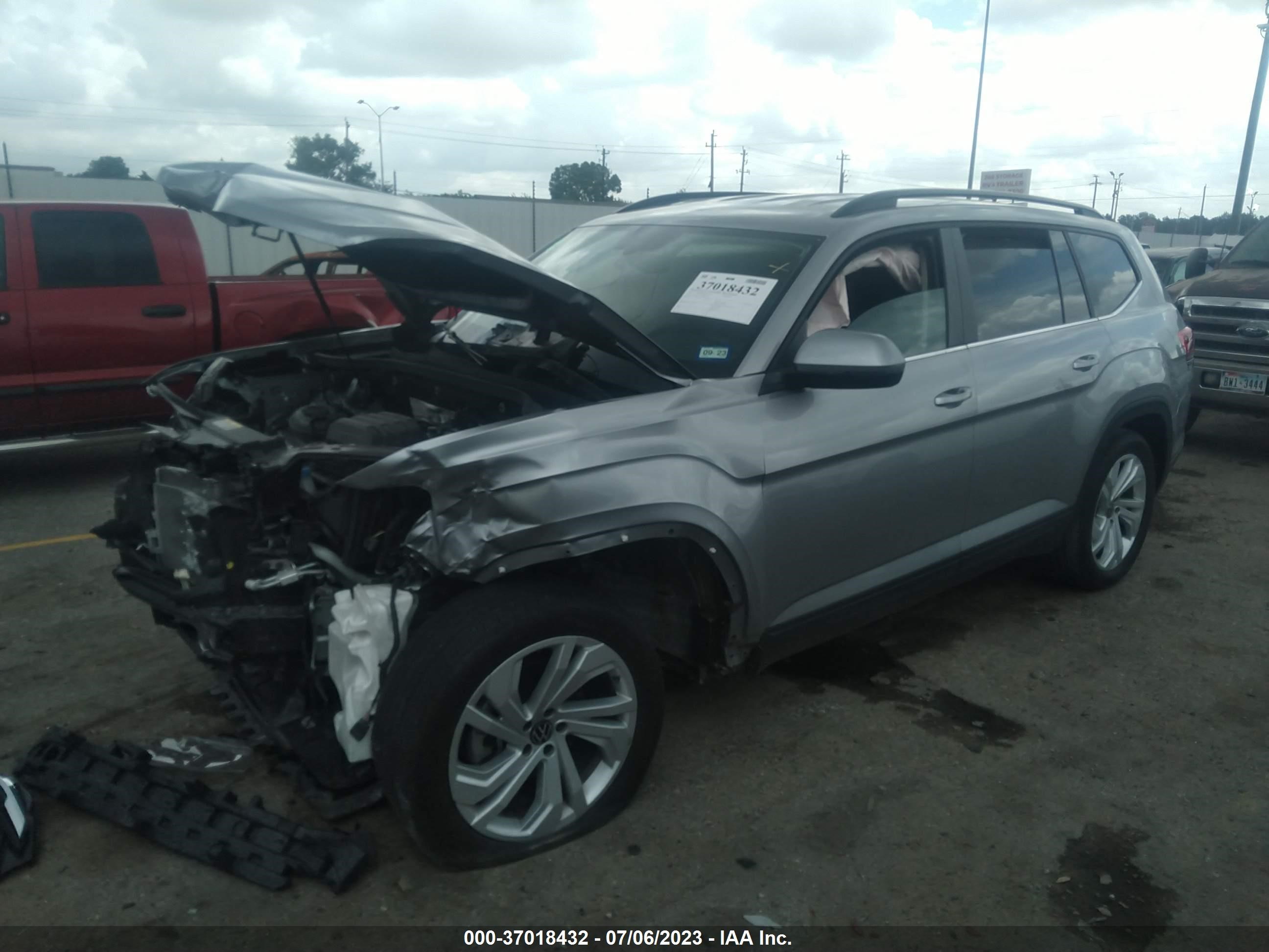 Photo 1 VIN: 1V2WR2CA7MC609461 - VOLKSWAGEN ATLAS 