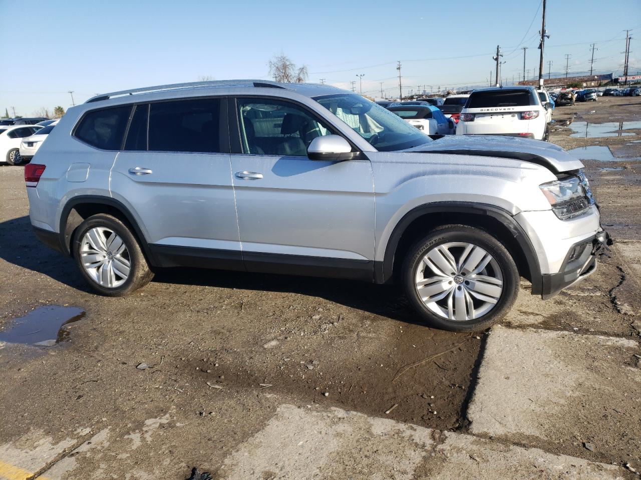 Photo 4 VIN: 1V2WR2CA8KC533407 - VOLKSWAGEN ATLAS 