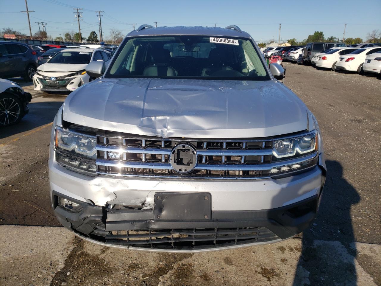 Photo 5 VIN: 1V2WR2CA8KC533407 - VOLKSWAGEN ATLAS 