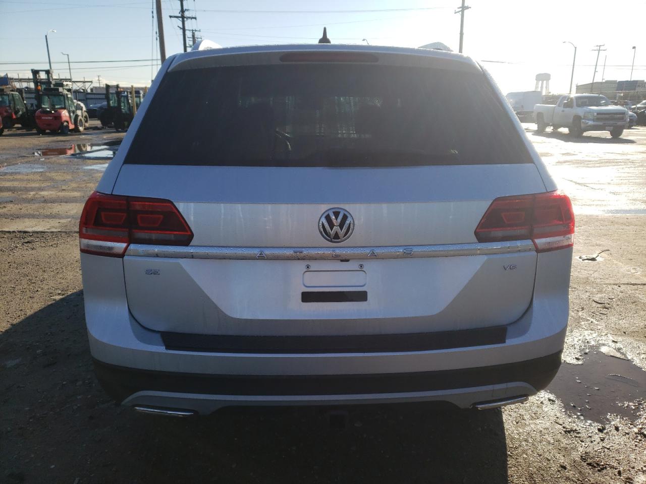 Photo 6 VIN: 1V2WR2CA8KC533407 - VOLKSWAGEN ATLAS 