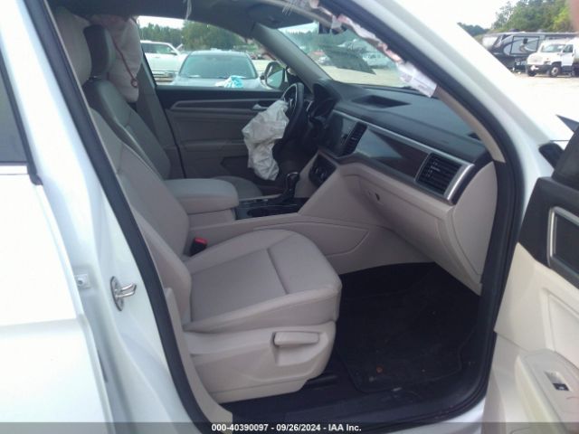 Photo 4 VIN: 1V2WR2CAXKC548846 - VOLKSWAGEN ATLAS 