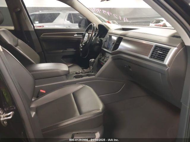 Photo 4 VIN: 1V2XR2CA0KC565336 - VOLKSWAGEN ATLAS 