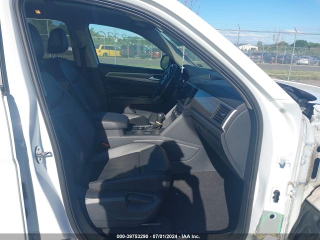 Photo 4 VIN: 1V2XR2CA6KC607783 - VOLKSWAGEN ATLAS 