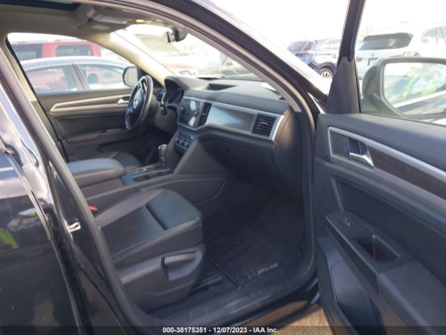 Photo 4 VIN: 1V2YR2CA3KC514580 - VOLKSWAGEN ATLAS 