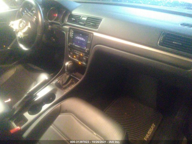 Photo 4 VIN: 1VWAA7A30JC003870 - VOLKSWAGEN PASSAT 