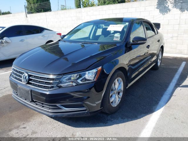 Photo 1 VIN: 1VWAA7A31JC004199 - VOLKSWAGEN PASSAT 