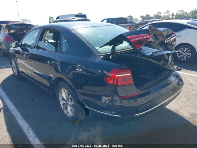 Photo 2 VIN: 1VWAA7A31JC004199 - VOLKSWAGEN PASSAT 