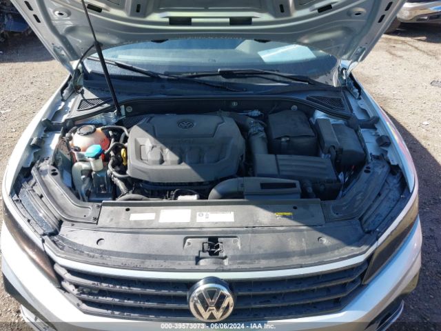 Photo 9 VIN: 1VWAA7A31JC015588 - VOLKSWAGEN PASSAT 