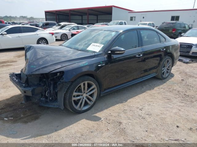 Photo 1 VIN: 1VWAA7A31JC037400 - VOLKSWAGEN PASSAT 