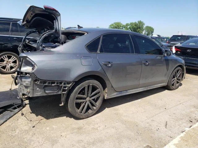 Photo 2 VIN: 1VWAA7A32JC020301 - VOLKSWAGEN PASSAT 