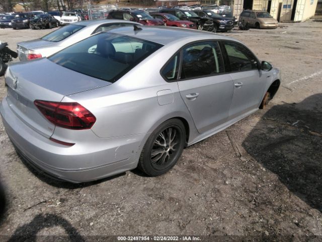 Photo 3 VIN: 1VWAA7A32JC033999 - VOLKSWAGEN PASSAT 