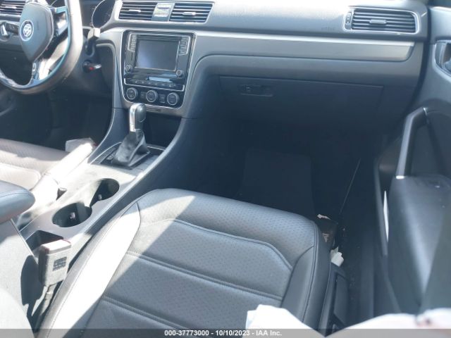 Photo 4 VIN: 1VWAA7A32JC052326 - VOLKSWAGEN PASSAT 