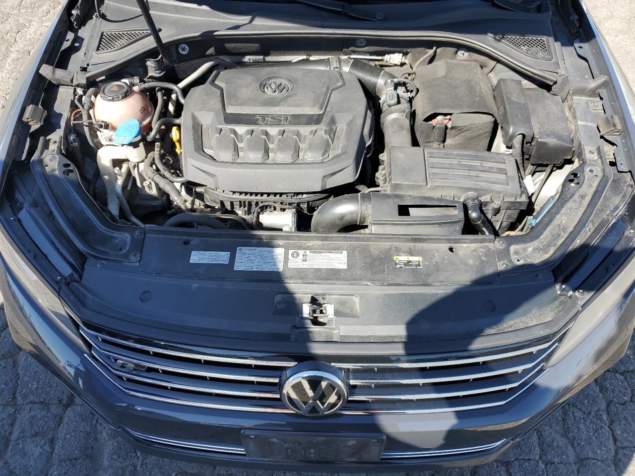 Photo 10 VIN: 1VWAA7A33JC013745 - VOLKSWAGEN PASSAT 