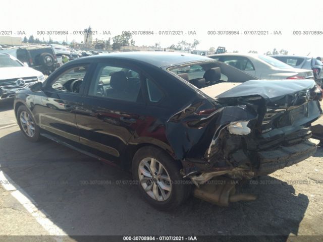 Photo 2 VIN: 1VWAA7A33JC044607 - VOLKSWAGEN PASSAT 