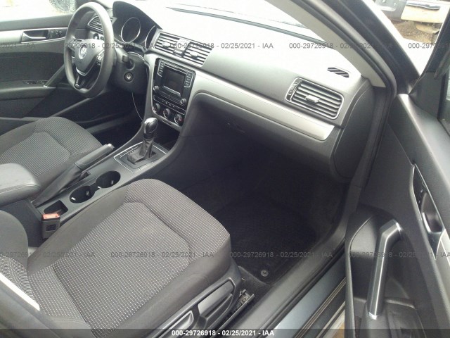 Photo 4 VIN: 1VWAA7A34JC003922 - VOLKSWAGEN PASSAT 