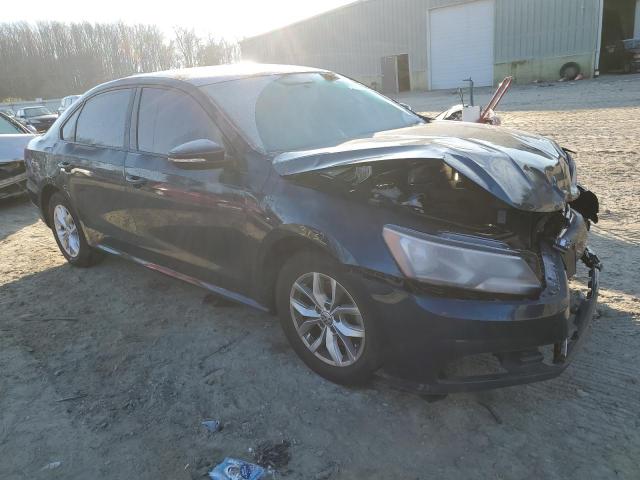 Photo 3 VIN: 1VWAA7A34JC023412 - VOLKSWAGEN PASSAT S 