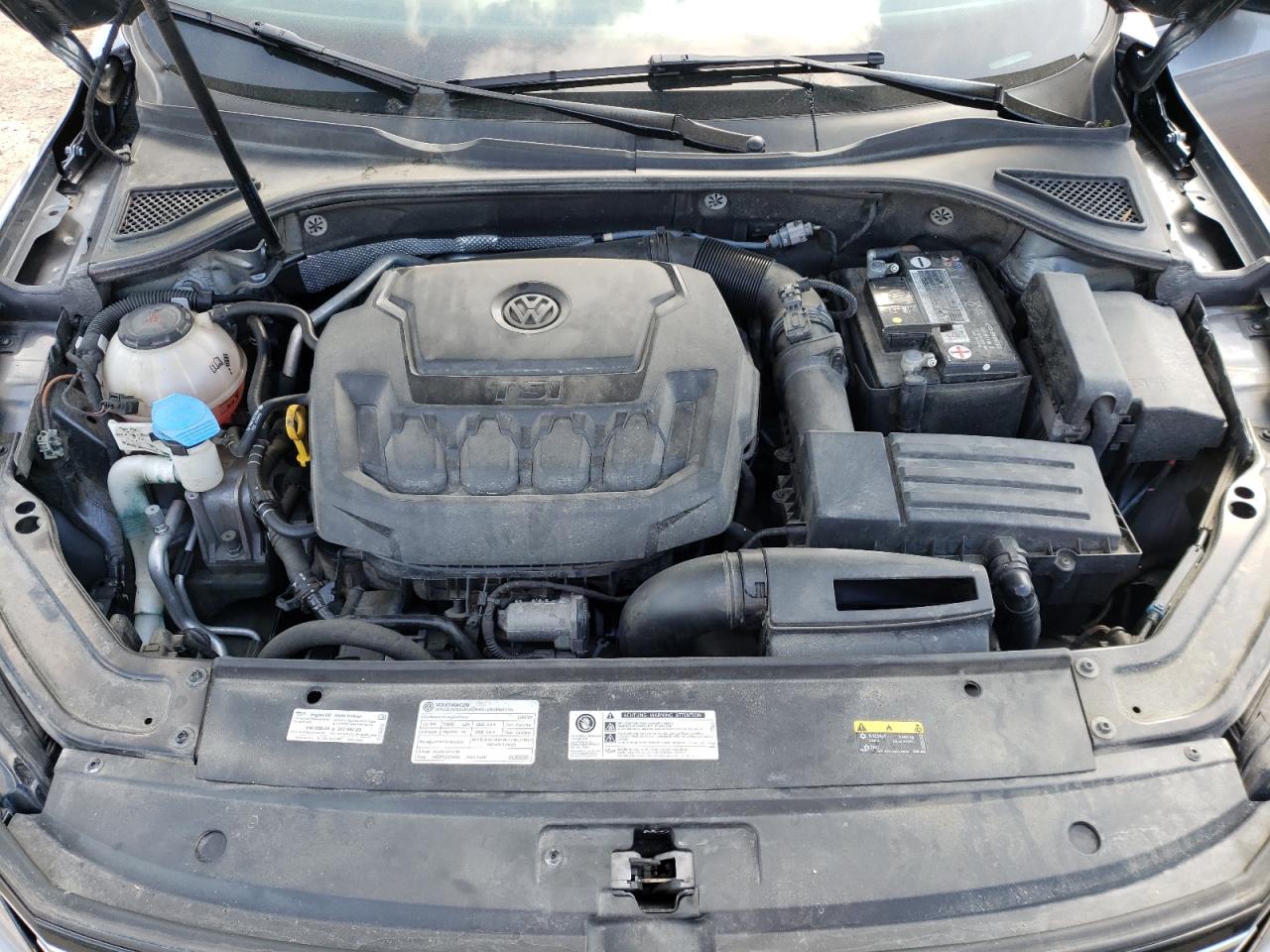 Photo 10 VIN: 1VWAA7A34JC033258 - VOLKSWAGEN PASSAT 