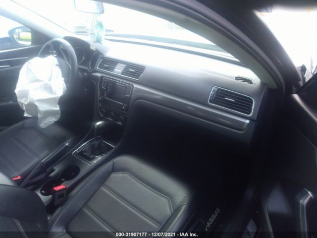 Photo 4 VIN: 1VWAA7A35JC009986 - VOLKSWAGEN PASSAT 