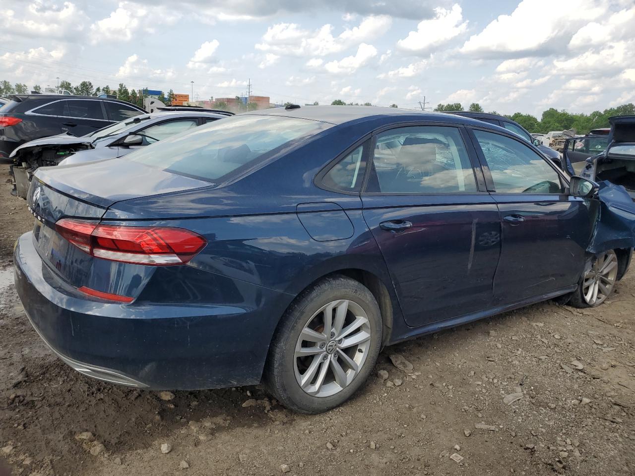 Photo 2 VIN: 1VWAA7A35LC025348 - VOLKSWAGEN PASSAT 