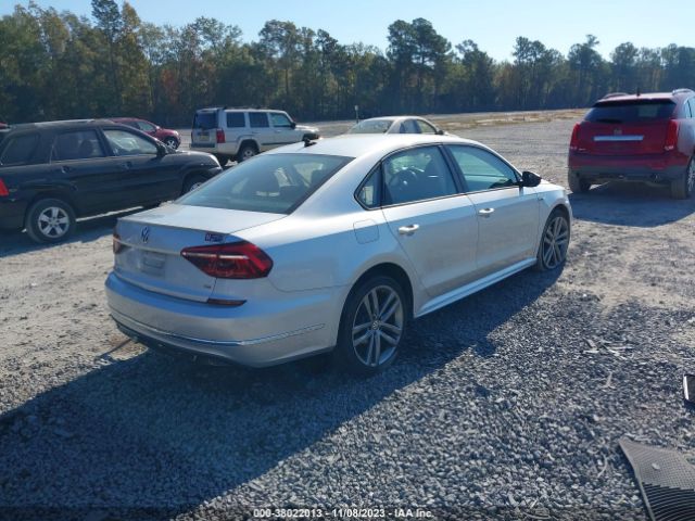 Photo 3 VIN: 1VWAA7A36JC023833 - VOLKSWAGEN PASSAT 