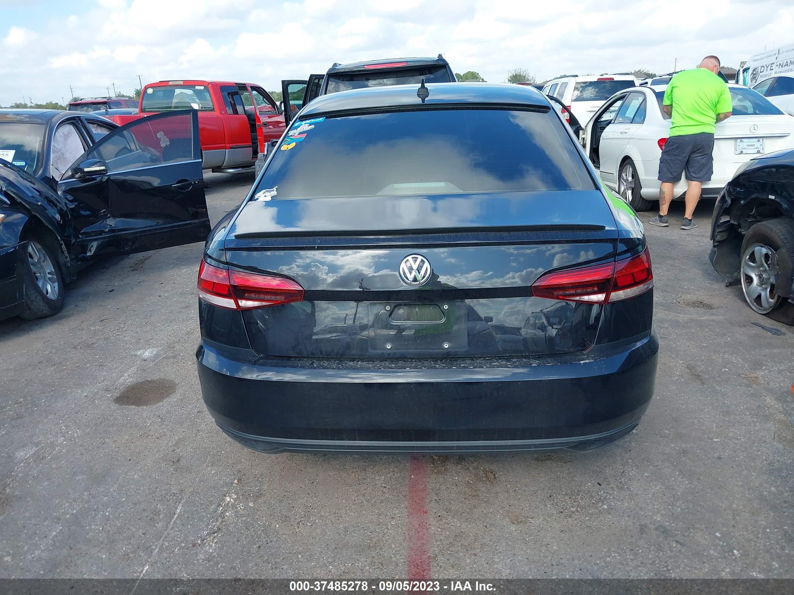 Photo 15 VIN: 1VWAA7A36LC002838 - VOLKSWAGEN PASSAT 