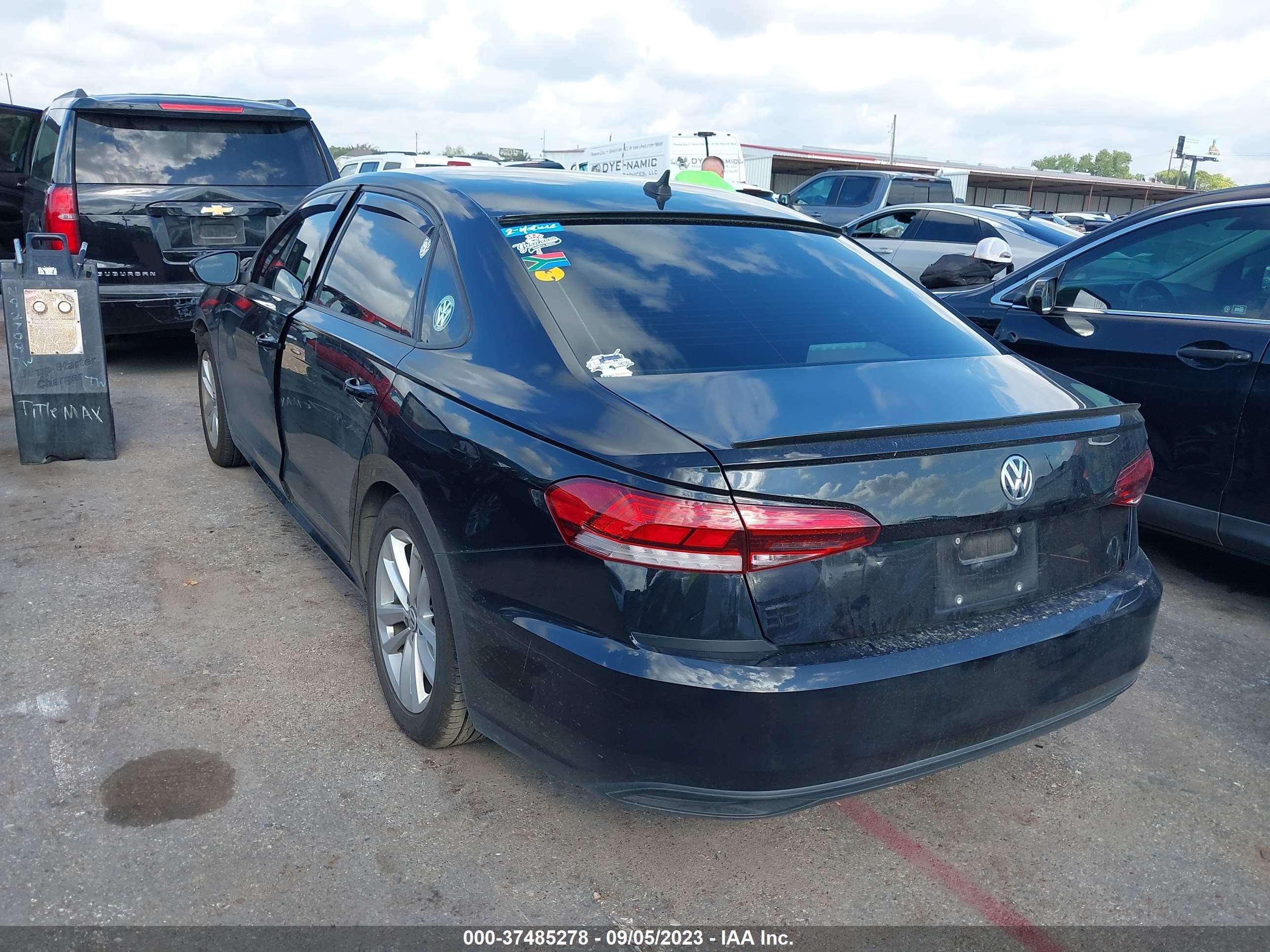 Photo 2 VIN: 1VWAA7A36LC002838 - VOLKSWAGEN PASSAT 