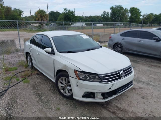 Photo 5 VIN: 1VWAA7A37JC000769 - VOLKSWAGEN PASSAT 