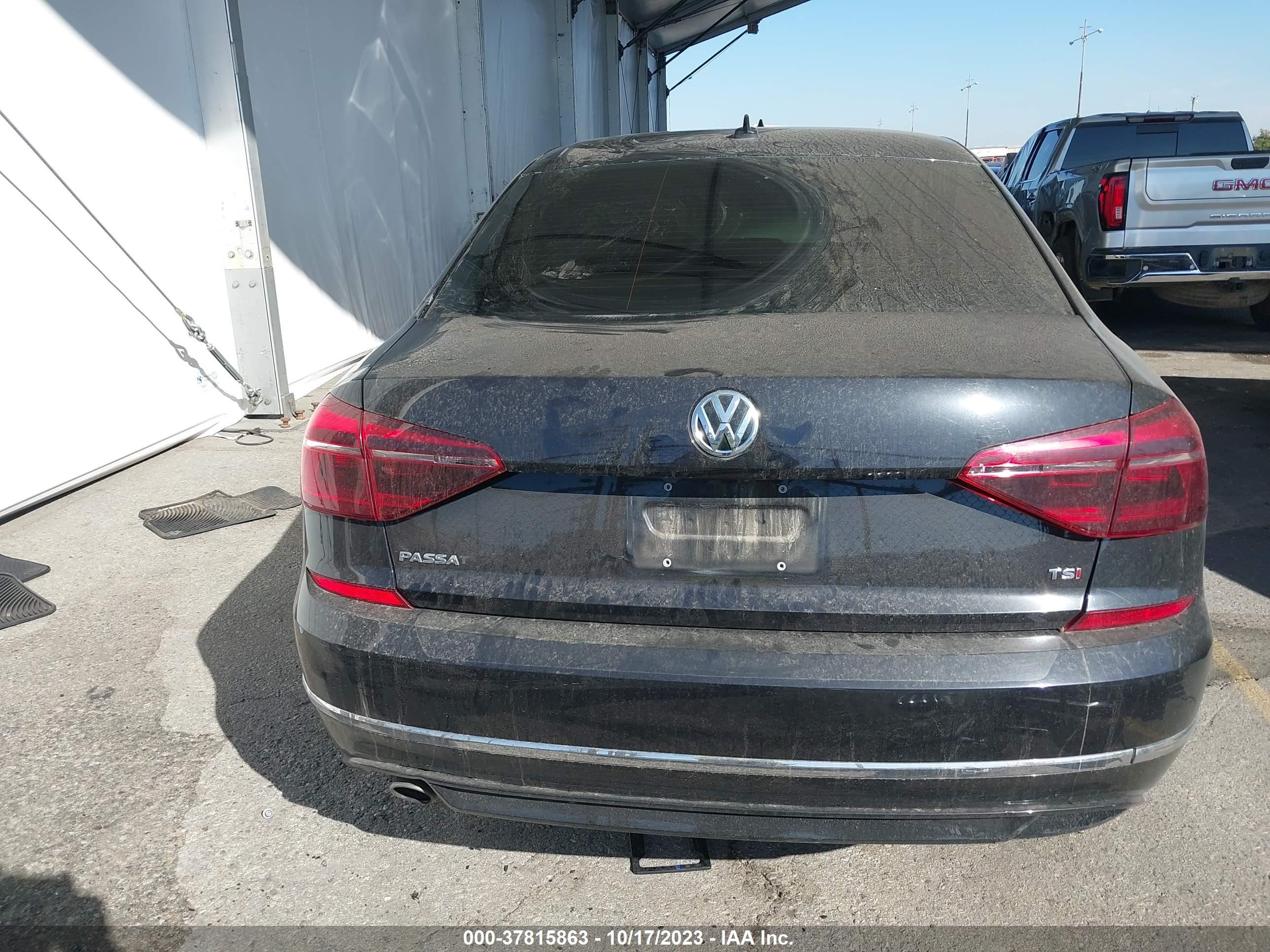 Photo 16 VIN: 1VWAA7A37JC050331 - VOLKSWAGEN PASSAT 