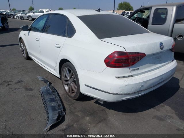 Photo 2 VIN: 1VWAA7A38JC011148 - VOLKSWAGEN PASSAT 