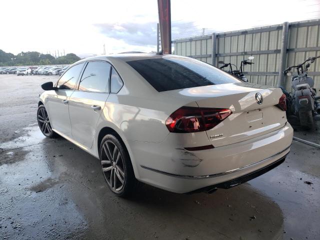 Photo 2 VIN: 1VWAA7A38JC027107 - VOLKSWAGEN PASSAT 