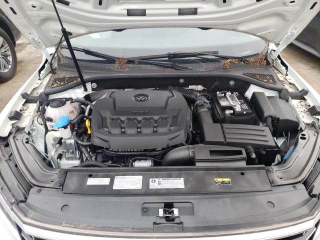 Photo 6 VIN: 1VWAA7A38JC044831 - VOLKSWAGEN PASSAT 