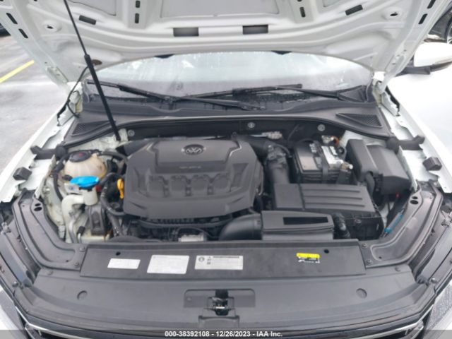 Photo 9 VIN: 1VWAA7A39JC011577 - VOLKSWAGEN PASSAT 