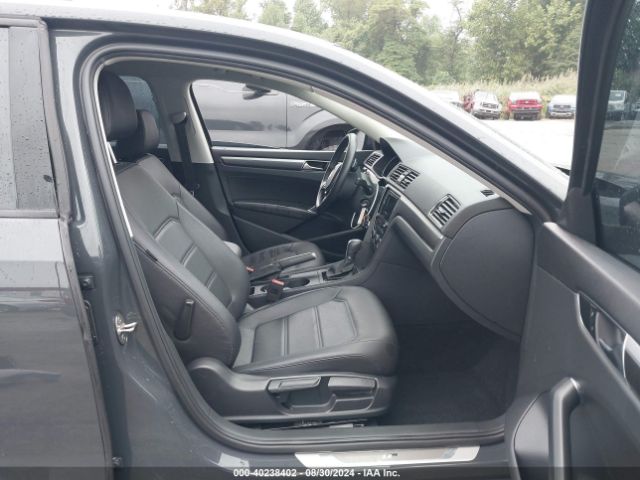 Photo 4 VIN: 1VWAA7A39JC016651 - VOLKSWAGEN PASSAT 