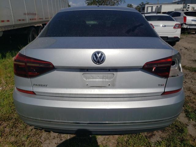 Photo 5 VIN: 1VWAA7A3XJC009207 - VOLKSWAGEN PASSAT S 