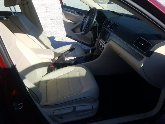 Photo 4 VIN: 1VWAA7A3XJC013709 - VOLKSWAGEN PASSAT 