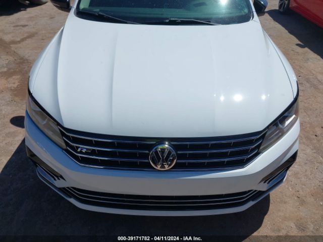 Photo 9 VIN: 1VWAA7A3XJC014360 - VOLKSWAGEN PASSAT 