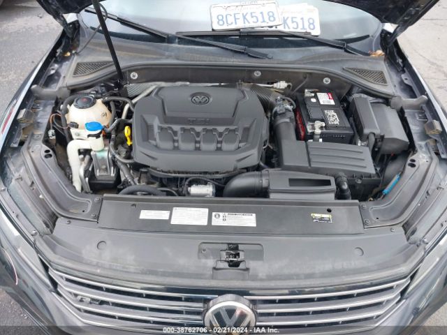 Photo 9 VIN: 1VWAA7A3XJC018750 - VOLKSWAGEN PASSAT 