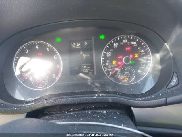 Photo 6 VIN: 1VWAH7A30DC018997 - VOLKSWAGEN PASSAT 