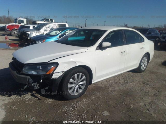 Photo 1 VIN: 1VWAH7A30DC049568 - VOLKSWAGEN PASSAT 