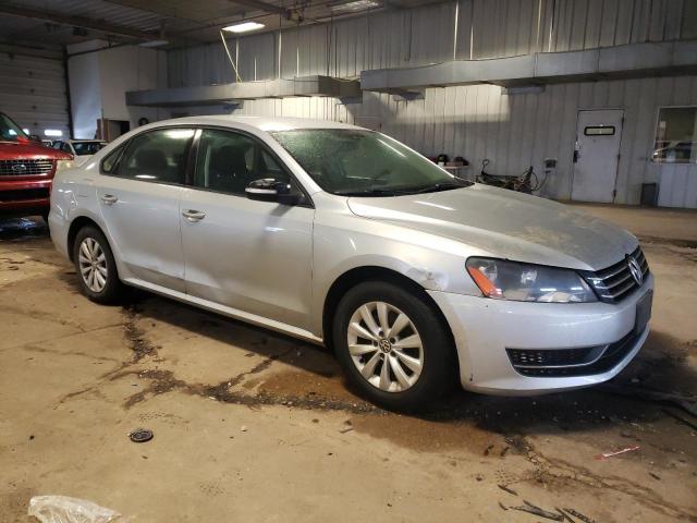 Photo 3 VIN: 1VWAH7A31DC009404 - VOLKSWAGEN PASSAT 