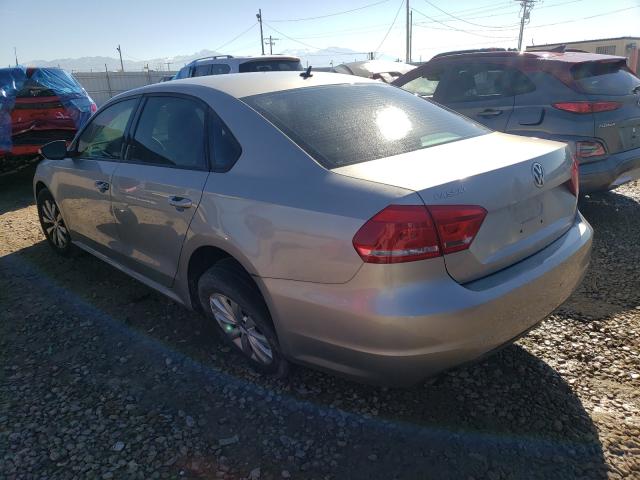 Photo 2 VIN: 1VWAH7A32CC102947 - VOLKSWAGEN PASSAT 