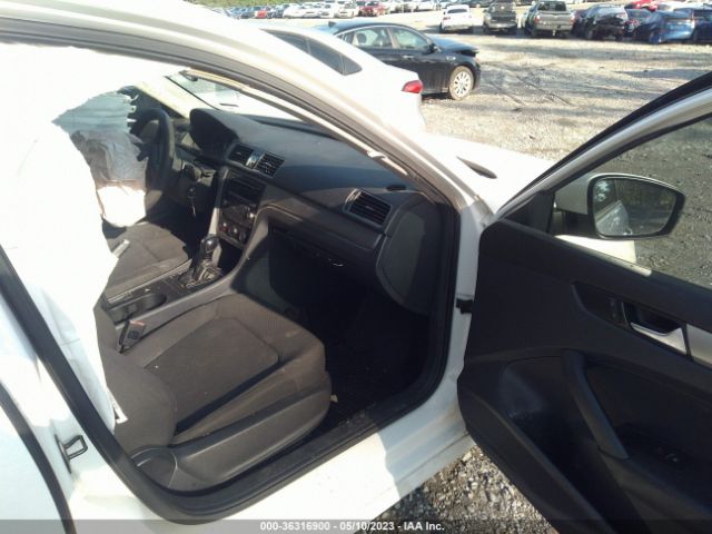 Photo 4 VIN: 1VWAH7A32DC089988 - VOLKSWAGEN PASSAT 