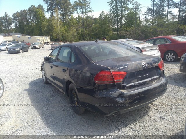 Photo 2 VIN: 1VWAH7A33CC031001 - VOLKSWAGEN PASSAT 