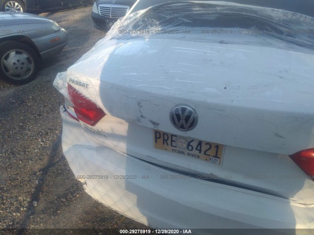 Photo 5 VIN: 1VWAH7A33CC064810 - VOLKSWAGEN PASSAT 