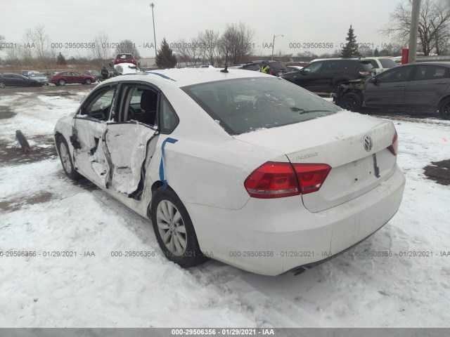 Photo 2 VIN: 1VWAH7A34CC025059 - VOLKSWAGEN PASSAT 