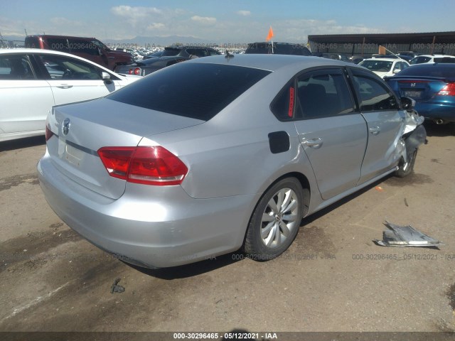 Photo 3 VIN: 1VWAH7A35CC107463 - VOLKSWAGEN PASSAT 